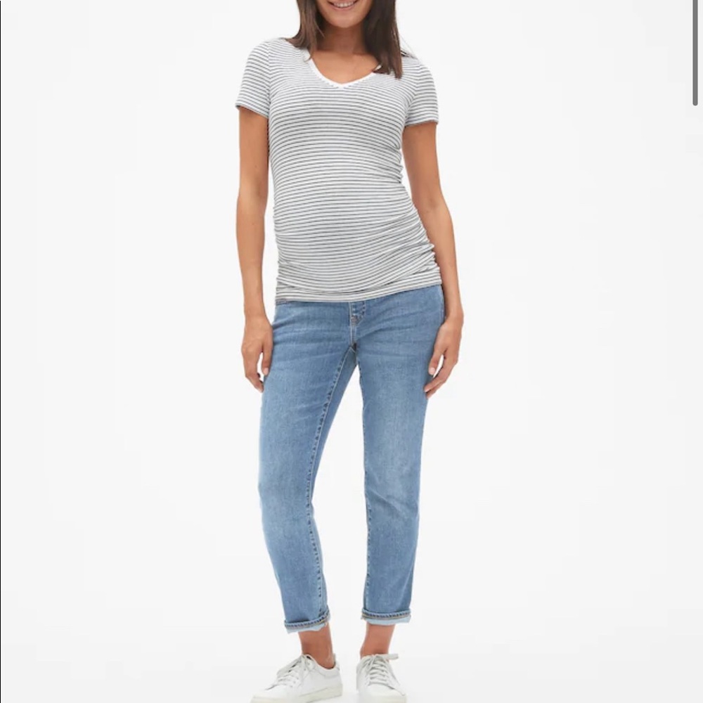 Gap Maternity Soft Girlfriend Jeans - Size 27L